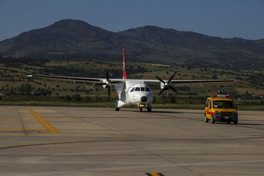 aa-20230623-31508026-31508021-tedavi-gordugu-hastanede-sehit-olan-kayanin-naasi-usaka-getirildi.jpg