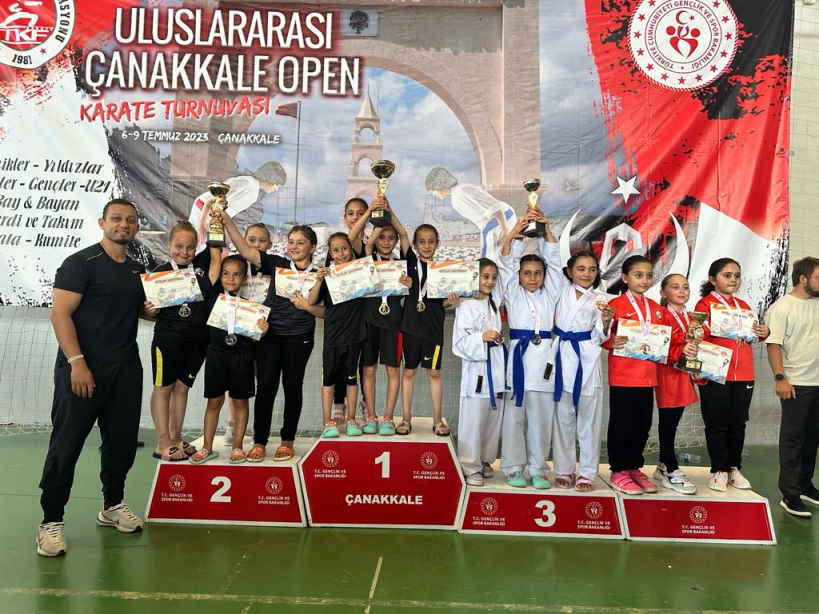 anakkale-open-karate-turnuvasi-4.jpeg