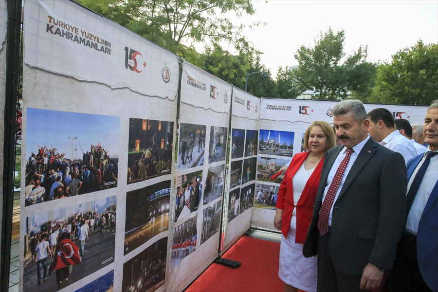 aa-20230715-31689530-31689523-usakta-15-temmuz-demokrasi-ve-milli-birlik-gunu-etkinlikleri-duzenlendi.jpg