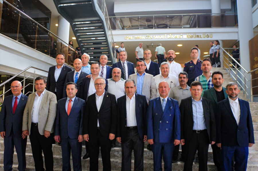 aa-20230718-31707748-31707745-usak-osb-22-olagan-genel-kurul-toplantisi-yapildi.jpg