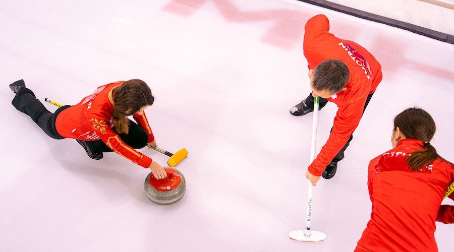 curling-nasil-bir-spor-4.jpg