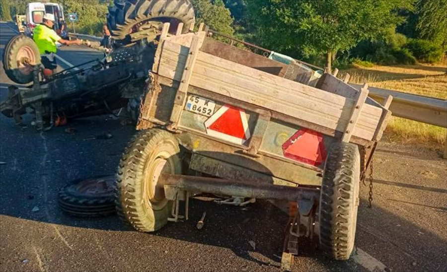 usaktaki-trafik-kazasinda-4-kisi-yaralandi-2.jpg