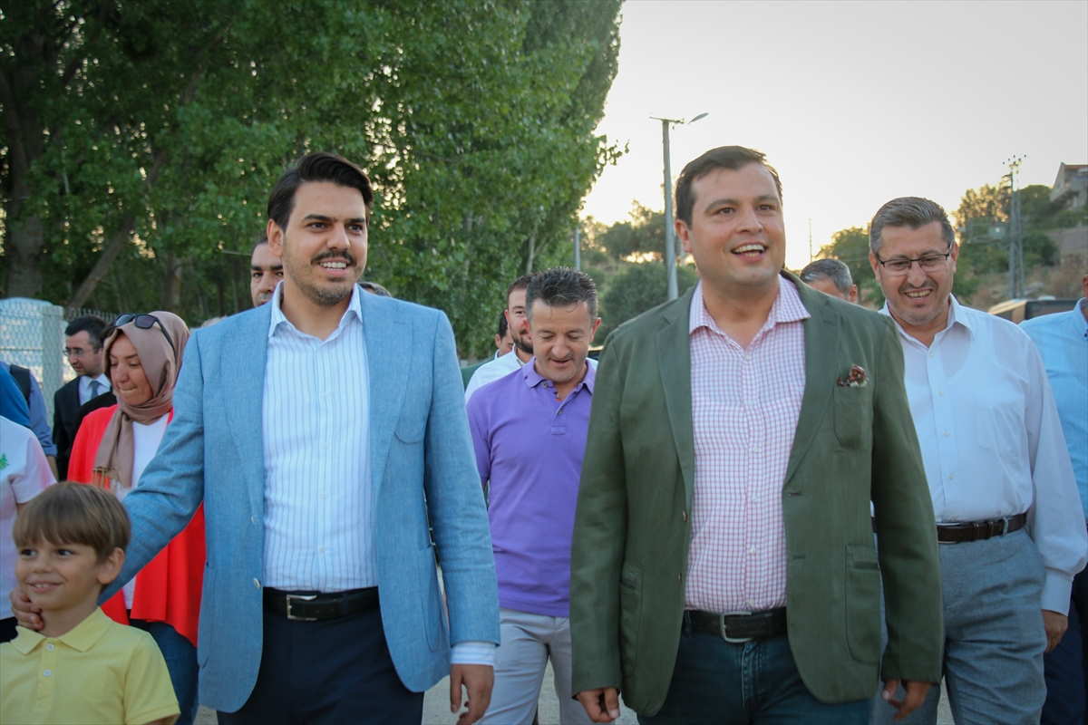 usakta-gurbetci-festivali-basladi-3.jpg