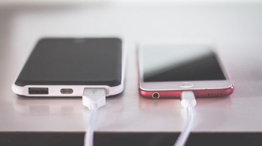 iphone-sarj-1.jpg