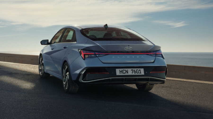 yeni-hyundai-elantra-4.jpg