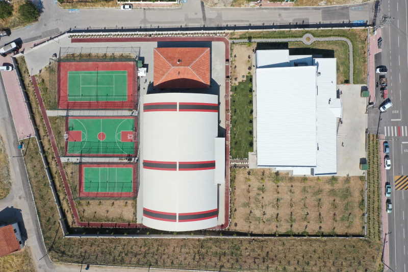 esentepe-spor-kompleksi-4.jpg