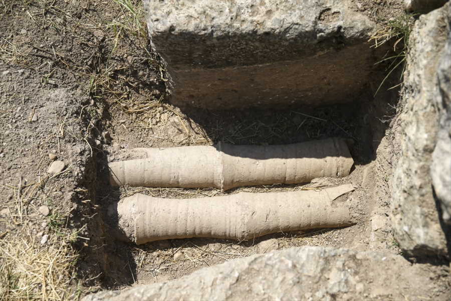 sebaste-antik-kentinde-hamam-kalintilari-bulundu-2.jpg