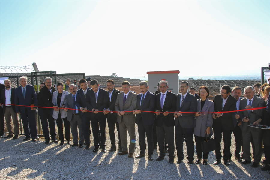 usak-gunes-enerjisi-satrali-3.jpg
