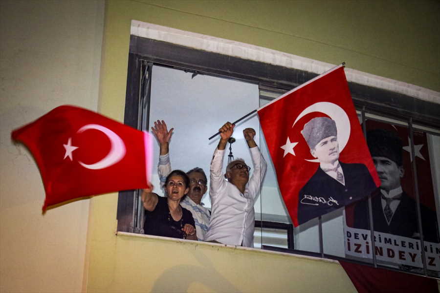 usakta-cumhuriyetin-100-yilinda-fener-alayi-1.jpg