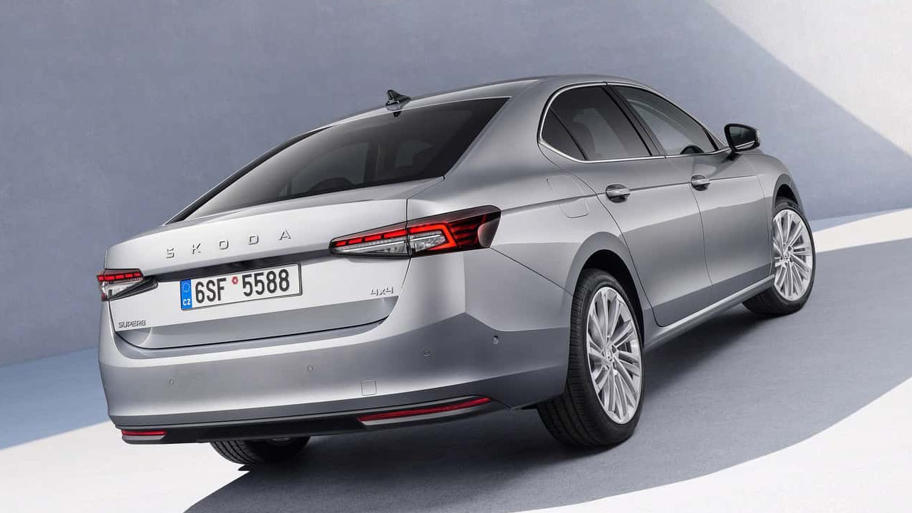 2024-skoda-superb-2.jpeg
