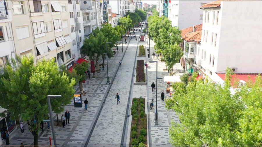 usak-ismetpasa-caddesi.jpg