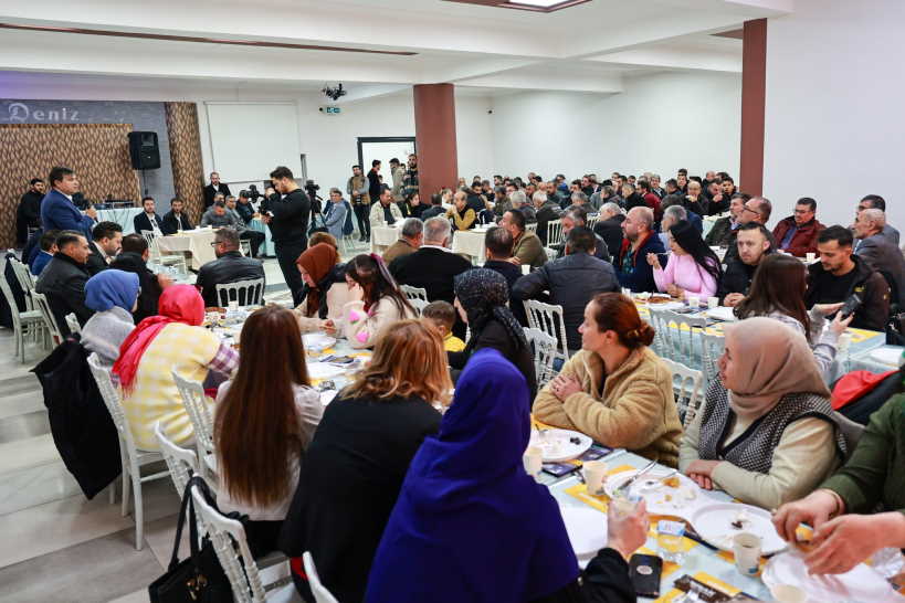 baskan-mehmet-cakin-esnaf-bulusmalarini-surduruyor-2.jpg