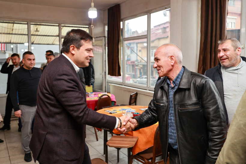 baskan-mehmet-cakin-esnaf-bulusmalarini-surduruyor-3.jpg