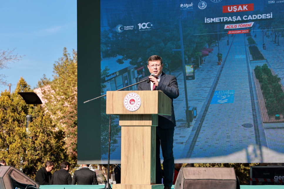 usak-ismetpa-caddesi-acilis-toreni-7.jpg