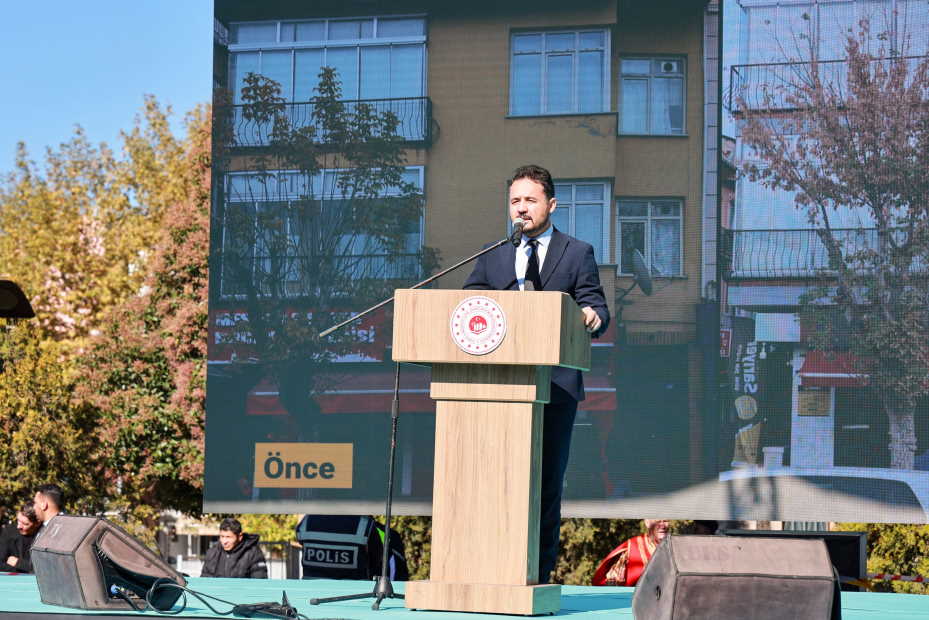 usak-ismetpa-caddesi-acilis-toreni-8.jpg