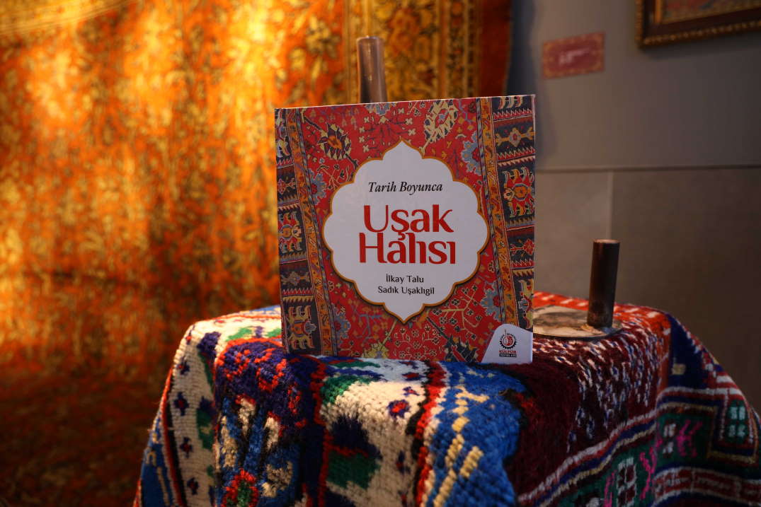 tarih-boyunca-usak-halisi-1.jpg