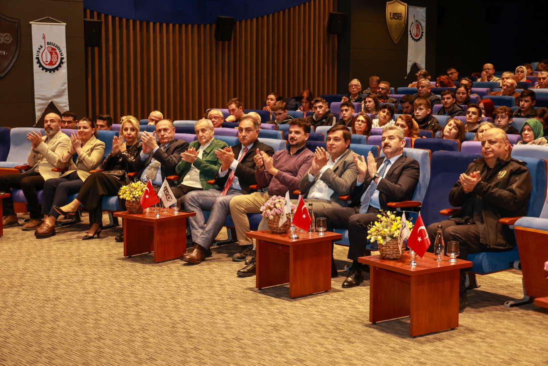 tarih-boyunca-usak-halisi-4.jpg