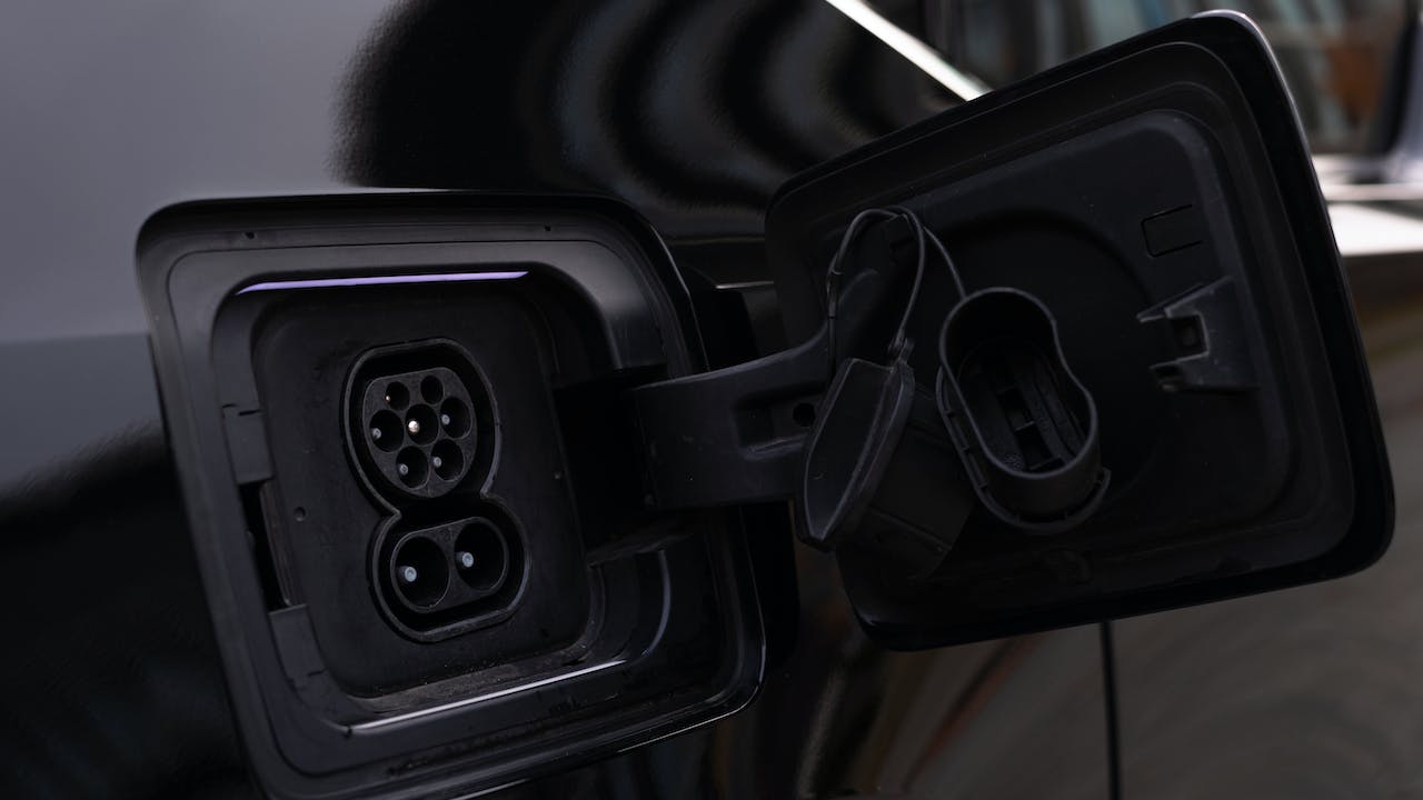 usakta-kac-tane-elektrikli-otomobil-sarj-istasyonu-var-1.jpg
