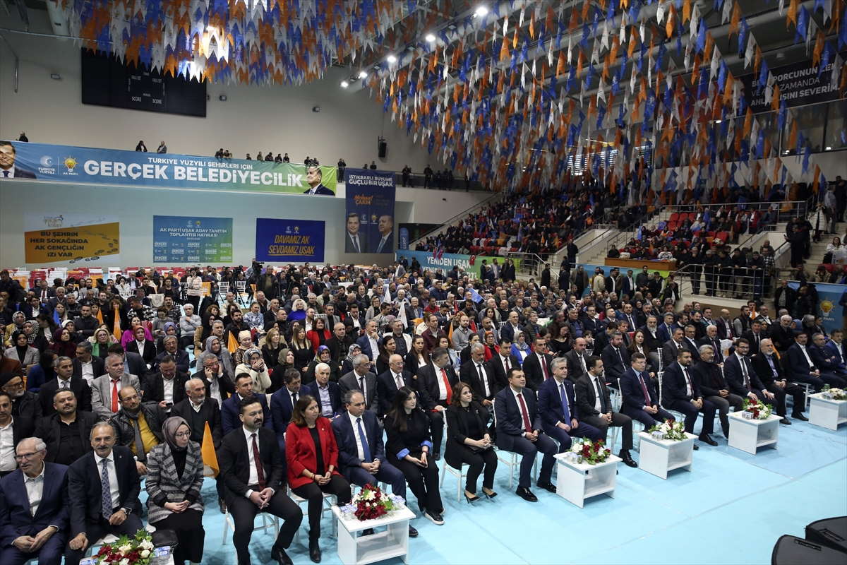 ak-partinin-usaktaki-belediye-baskan-adaylari-tanitildi-1.jpg