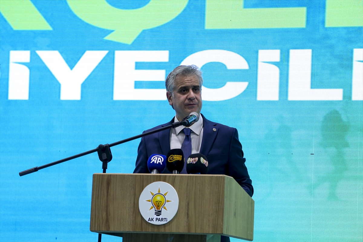 ak-partinin-usaktaki-belediye-baskan-adaylari-tanitildi-4.jpg