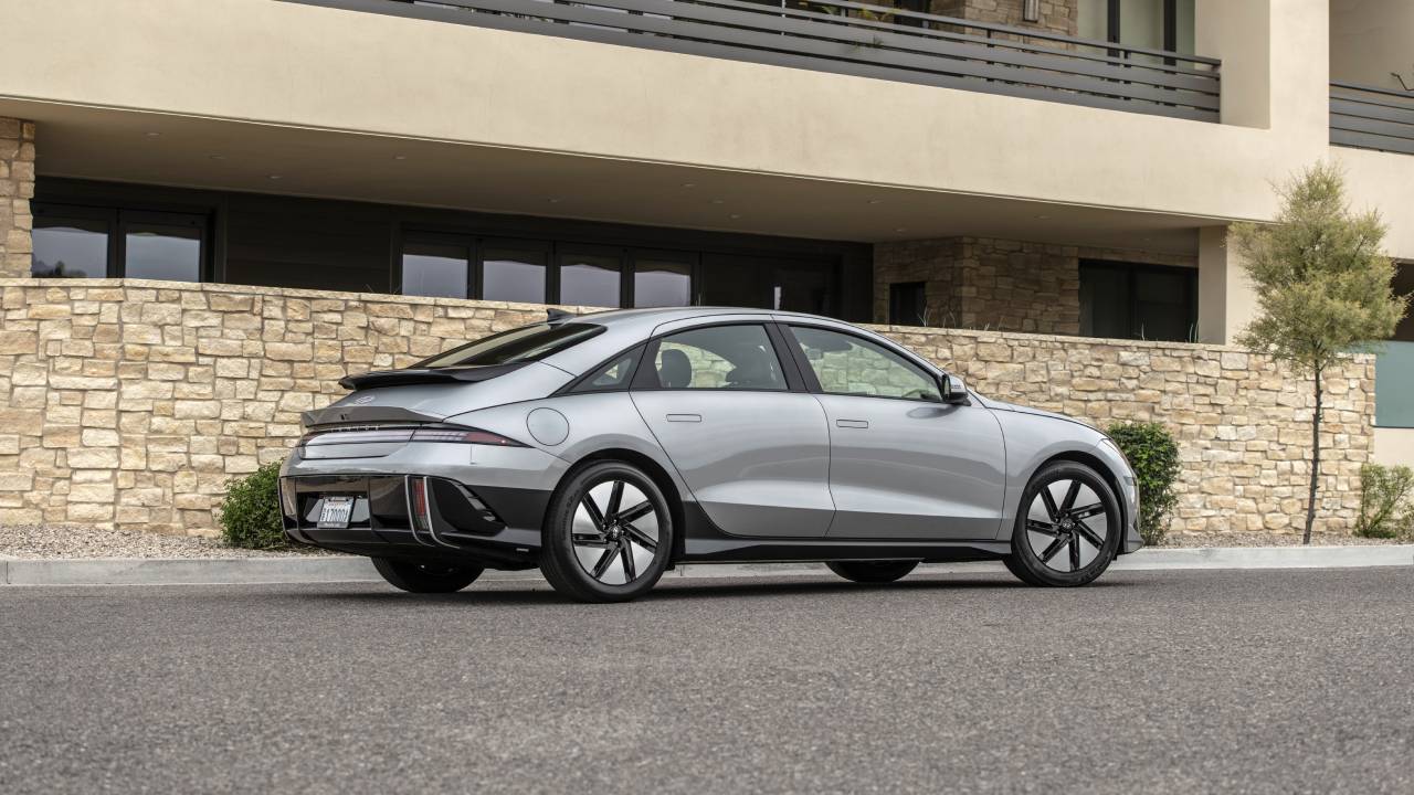 hyundai-ioniq-6-2.jpg