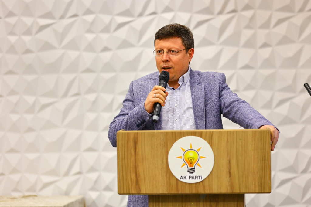 ak-parti-usak-vefa-yemegi-9.jpg