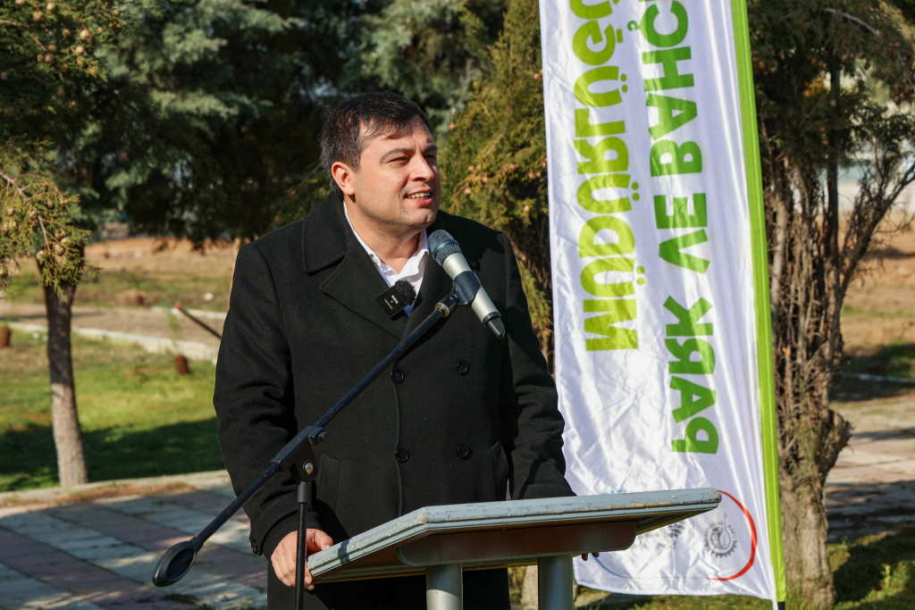 usak-fidan-dikme-programi-1.jpg