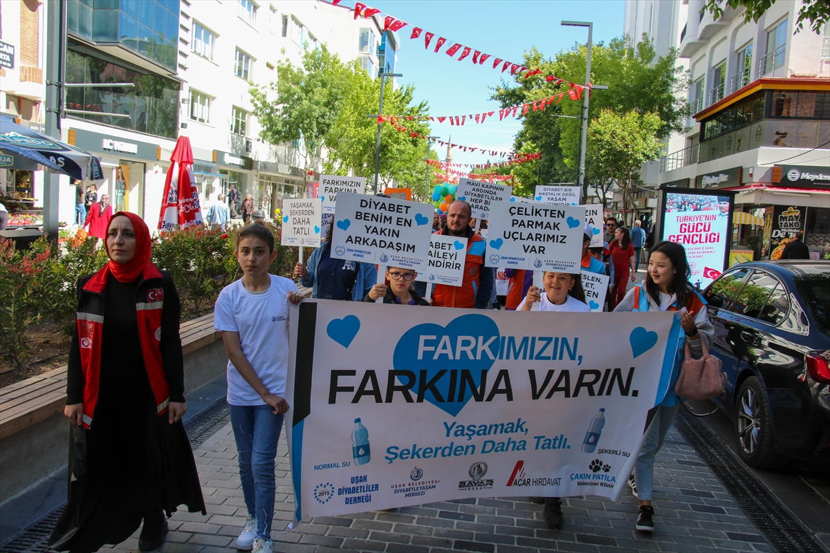 usak-engelliler-haftasi-yuruyus-1.jpg