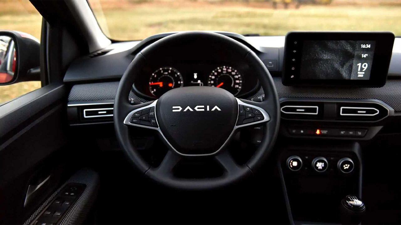 dacia-jogger-hybrid-140-tanitildi-1.jpeg