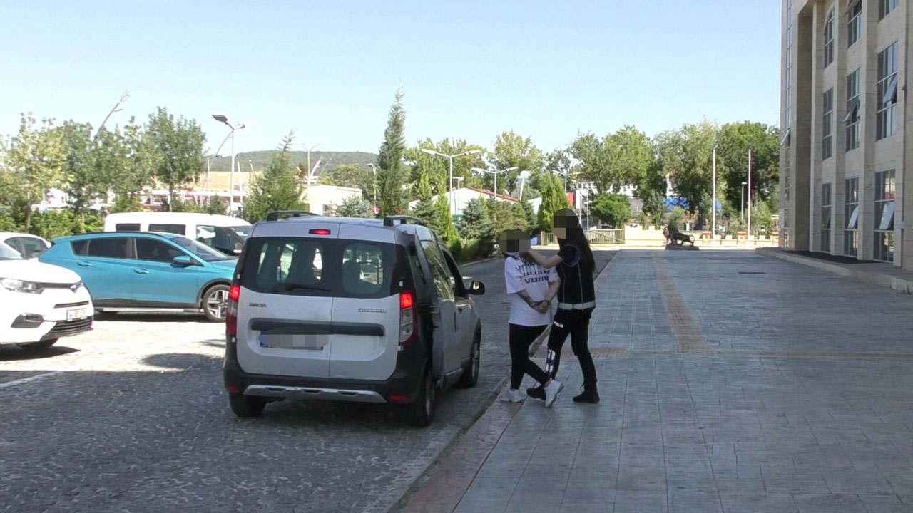 usak-emniyetinden-zehir-tacirlerine-agir-darbe1.jpg