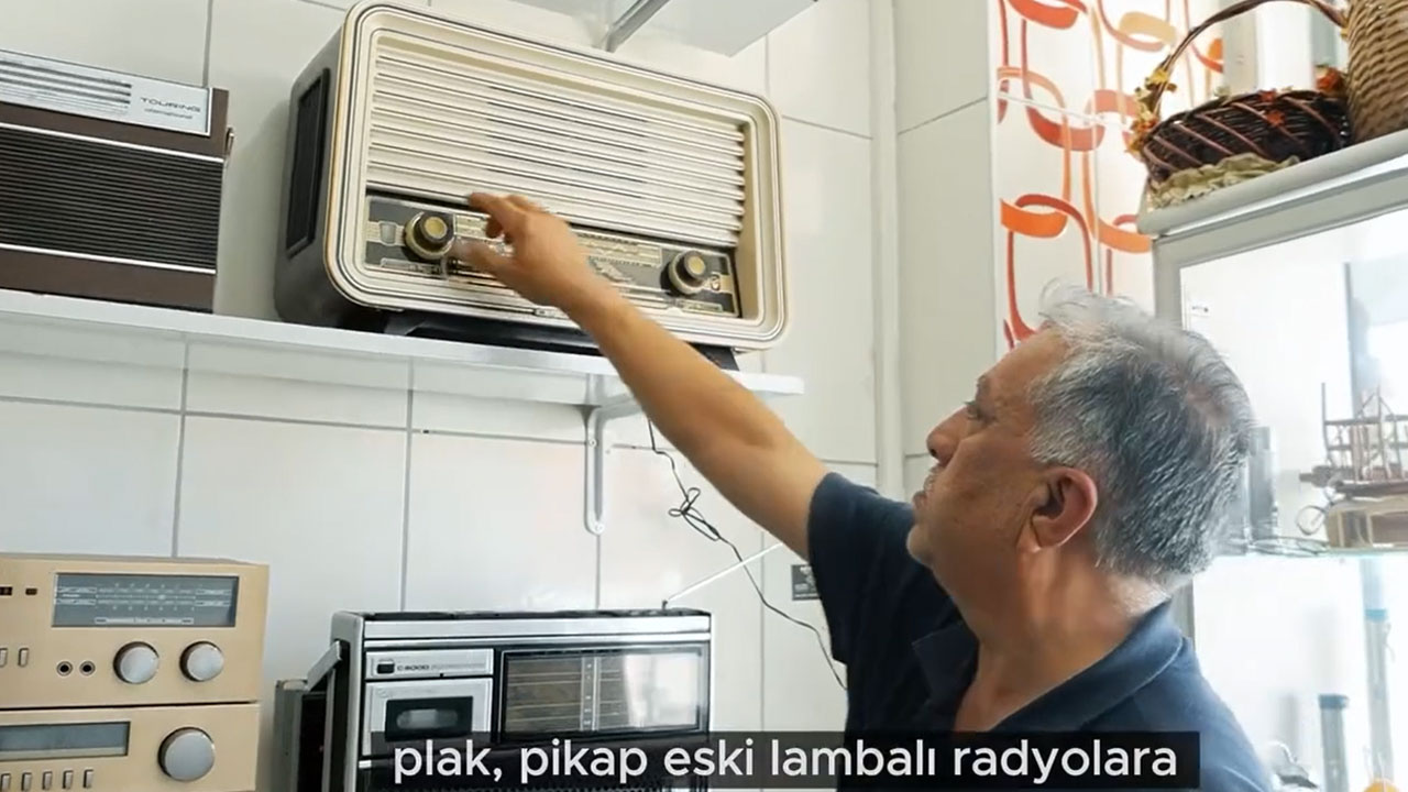 usakta-radyo-pikap-tamirciligi-yok-olmak-uzere1.jpg