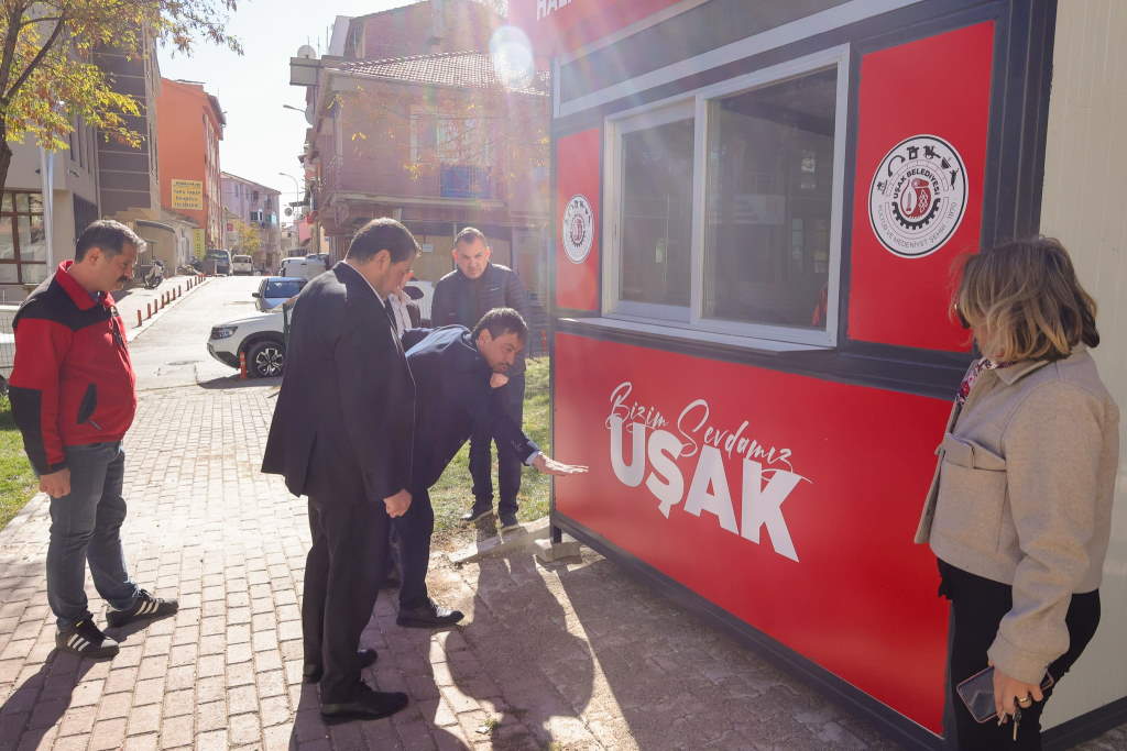 usak-halk-ekmek-satis-noktasi1.jpg