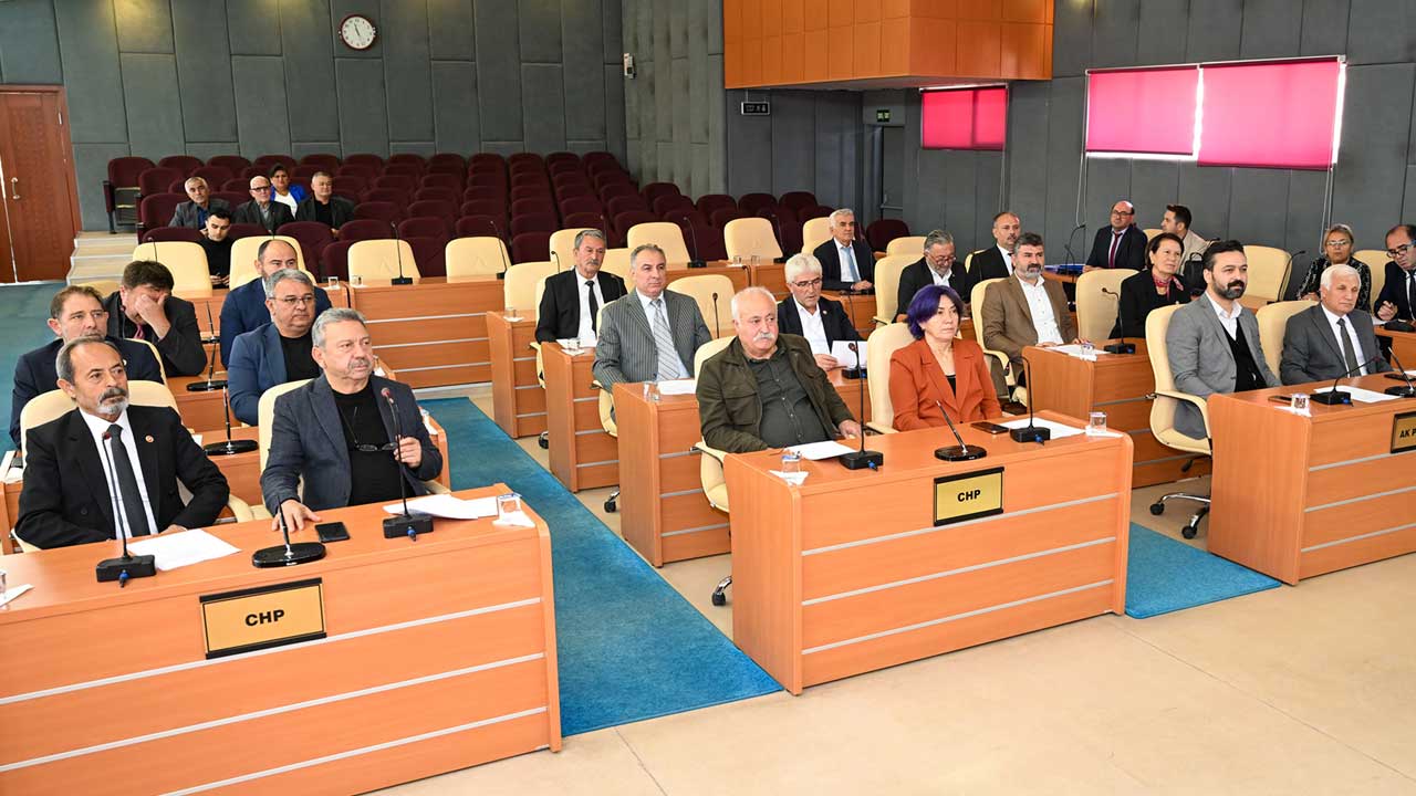 il-genel-meclisi-toplantisi-2.jpg
