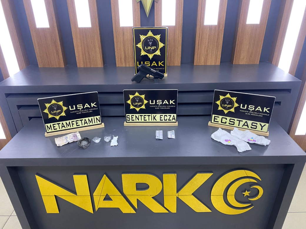 usak-narkotik-operasyon-2.jpeg