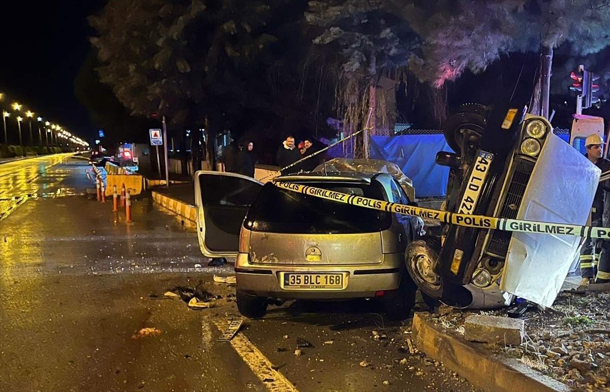 gediz-trafik-kazasi-2.jpg