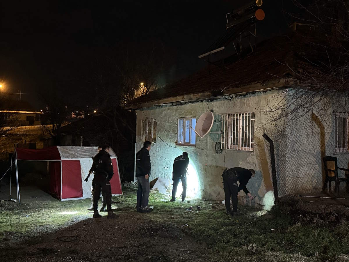 usakta-esi-ve-kayinbiraderini-pompali-tufekle-yaralayan-kisi-gozaltina-alindi-3.jpg