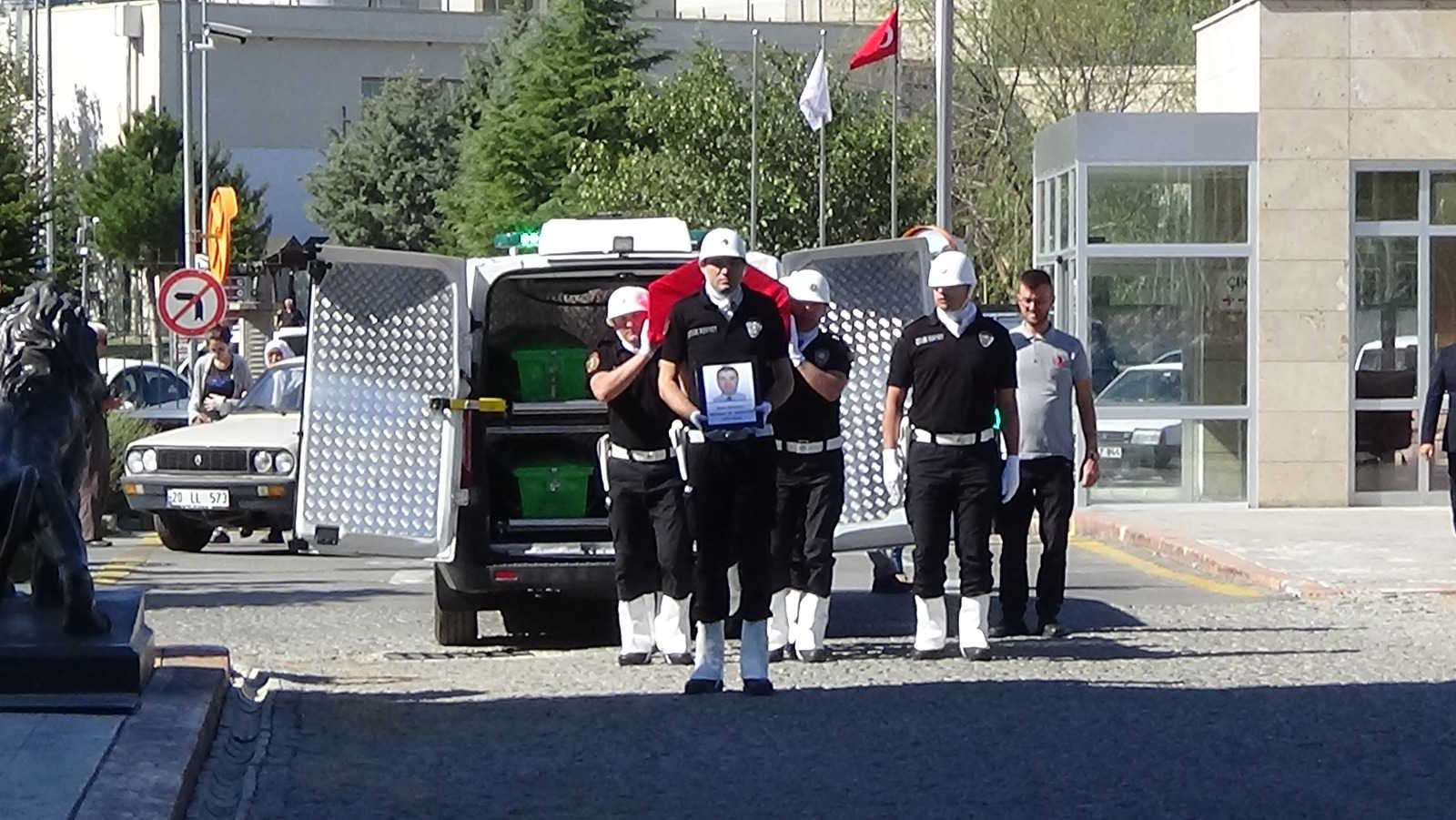 mehmet-ali-akkoyun-cenaze-2.jpeg