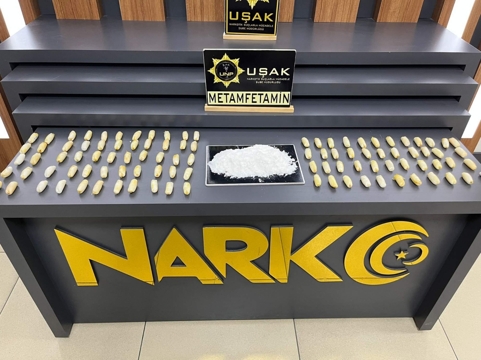usak-narkotik-operasyonu-3.jpeg