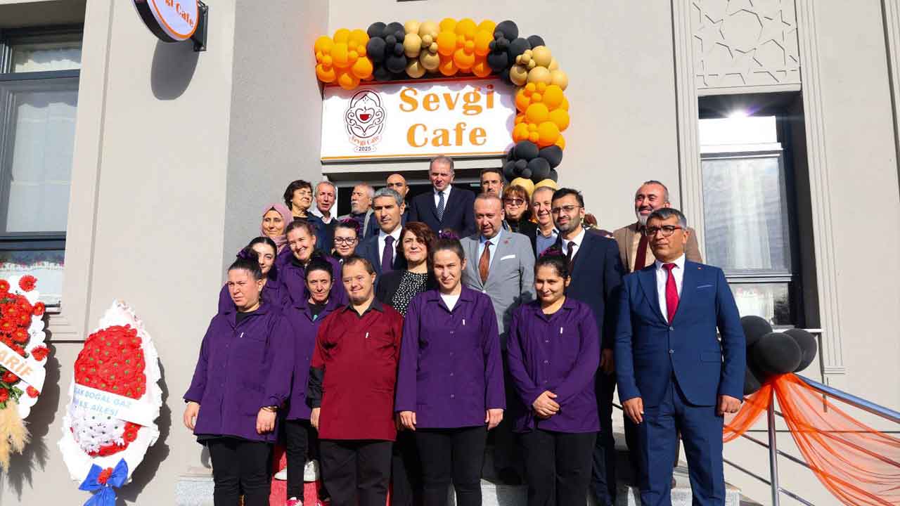 sevgi-kafe.jpg