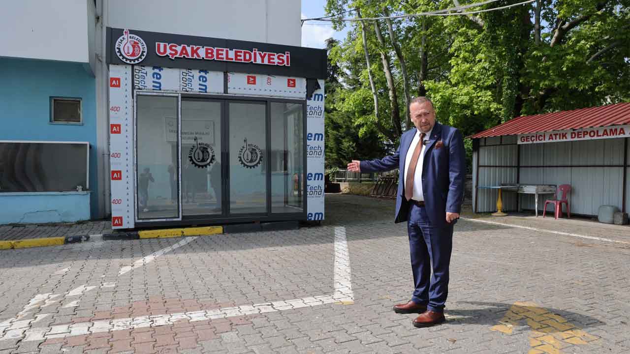 usak-belediyesi.jpg