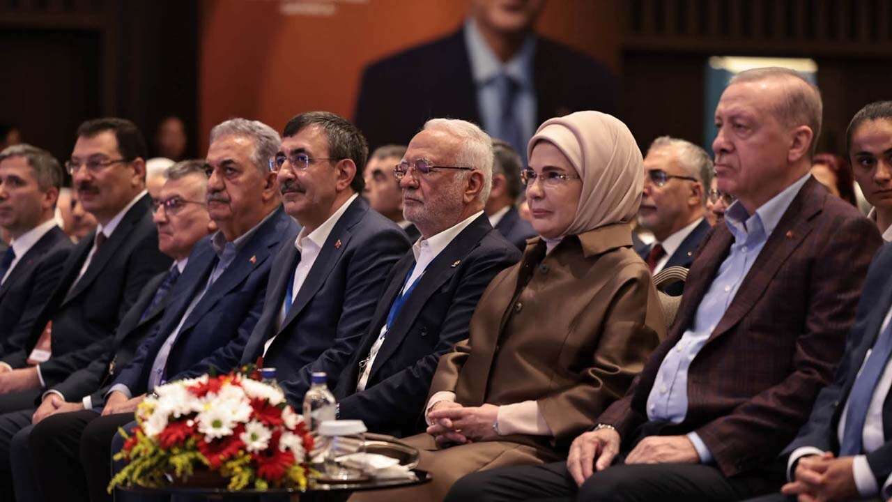 ak-parti-33-istisare-ve-degerlendirme-toplantisi