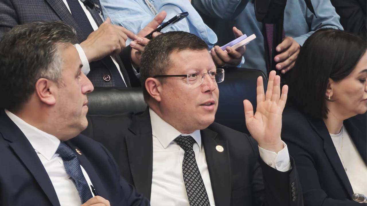 fahrettin-tugrul-tbmm