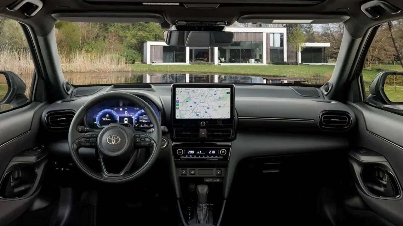 yeni-toyota-yaris-cross-hybrid-turkiyede-satisa-cikti-2
