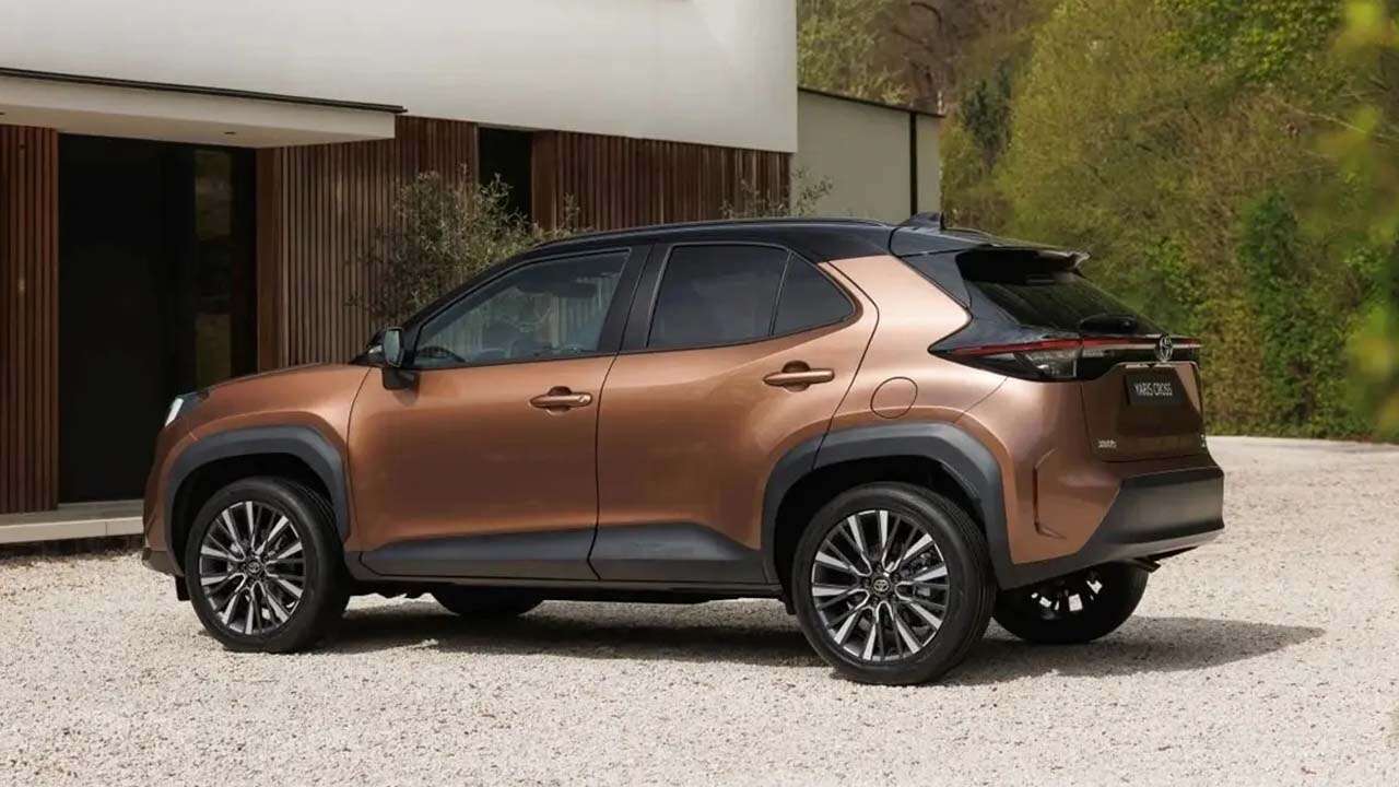 yeni-toyota-yaris-cross-hybrid-turkiyede-satisa-cikti-3