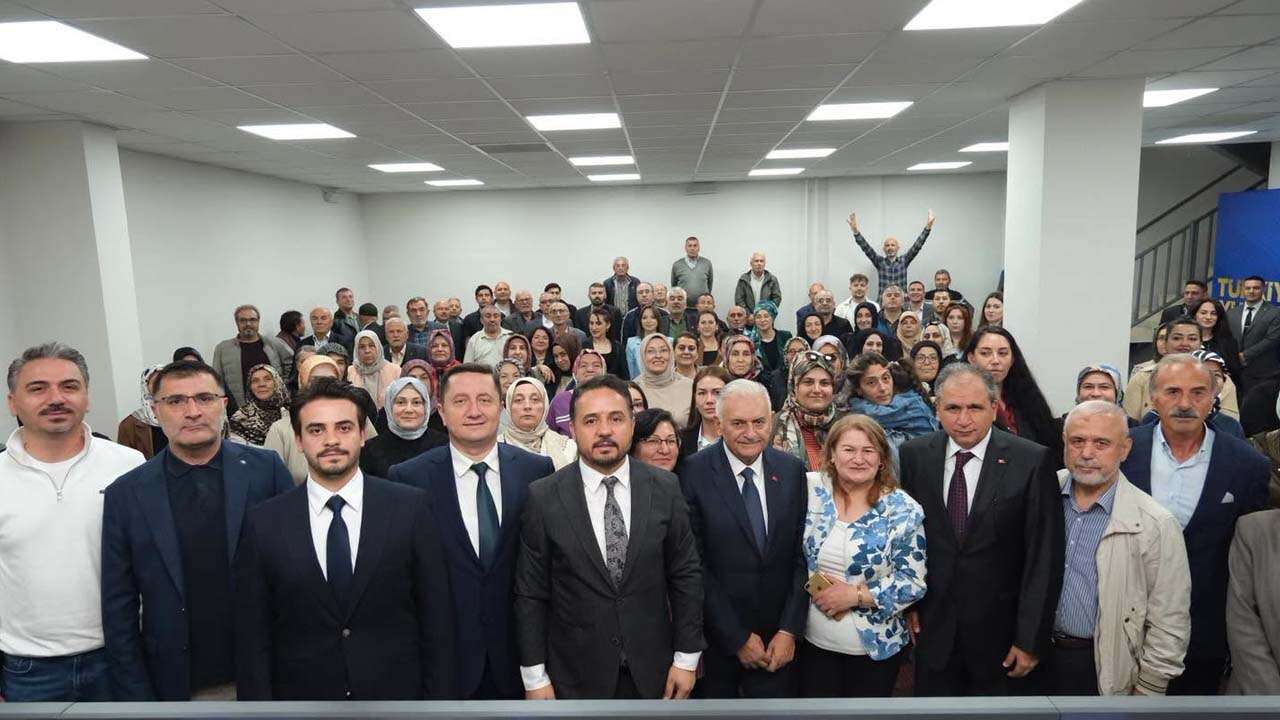 binali-yildirim-usak-ziyareti-3
